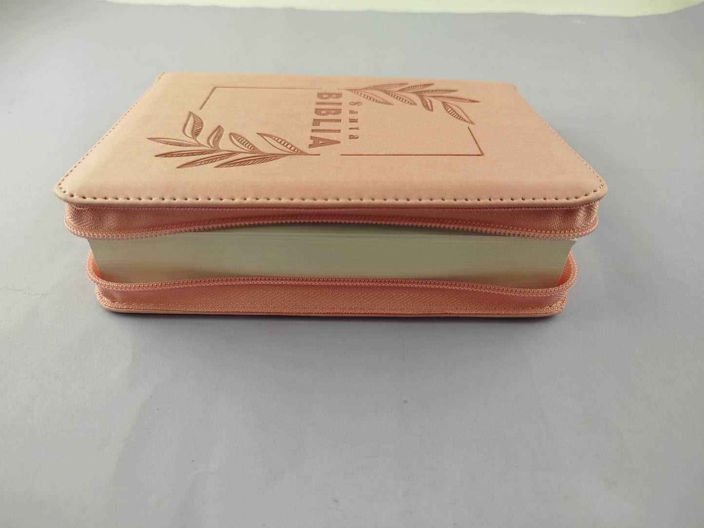 BIiblia rvr 60 rosado borde brillante mediana