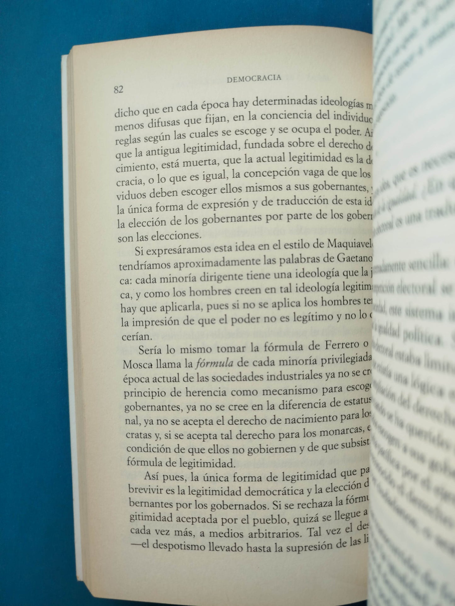 Introducción a la filosofía política : democracia y revolución
