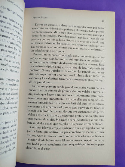 Dios nunca parpadea by Regina Brett
