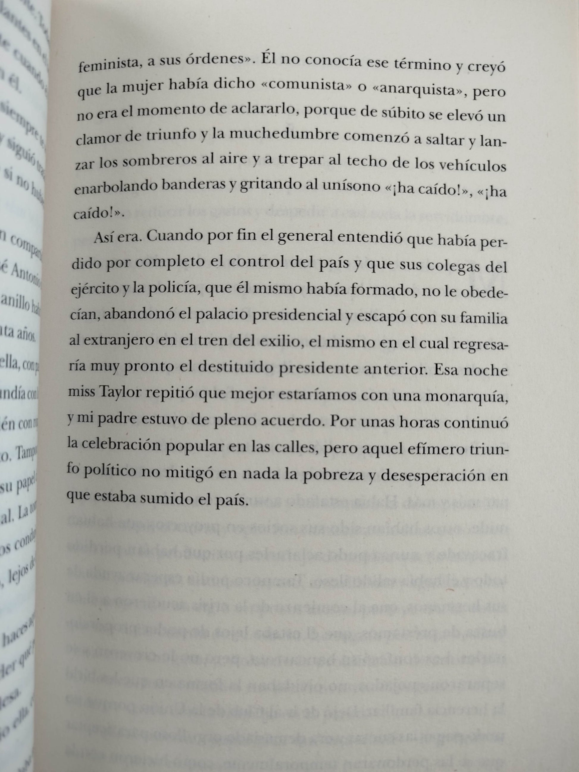 Violeta by Isabel Allende