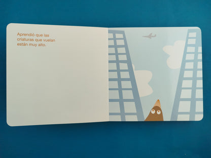 Afuera. (OTO, LOLA, PACO)