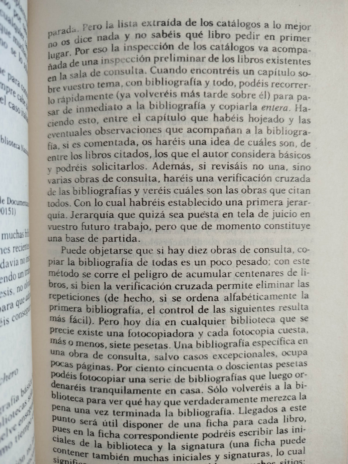Como se hace una tesis by Umberto Eco