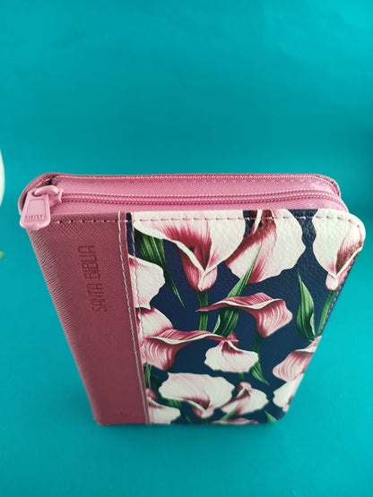 Biblia troquelada magenta flores canto plateado