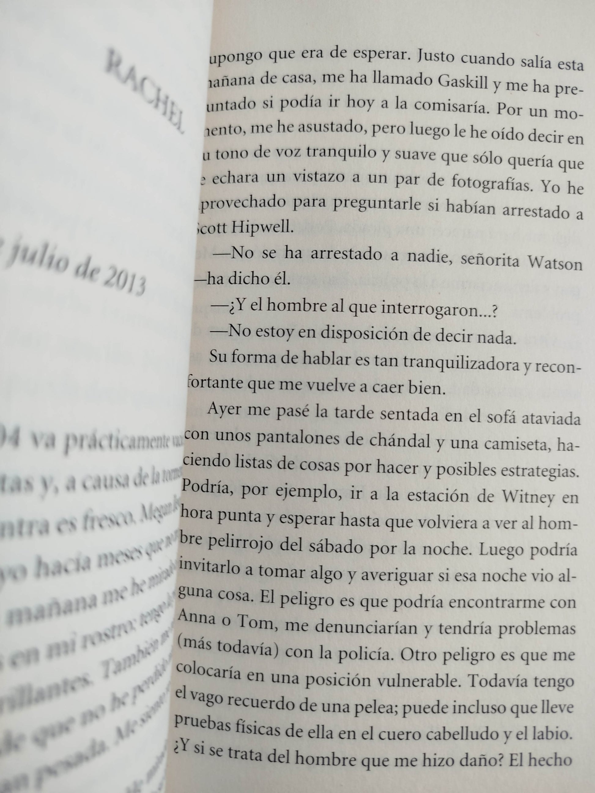 La chica del tren by PAULA HAWKINS