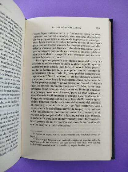 Obras menores:Hierón, Agesilao, La república de los lacedemonios, los ingresos públicos, el jefe de la caballería, de la equitación, de la casa. Pseudo Jenofonte La república de los atenienses