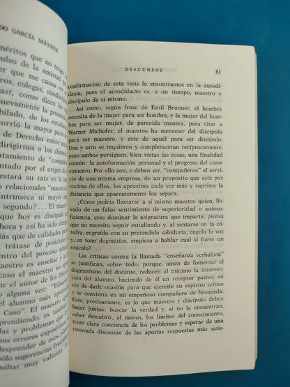 Semblanzas, discursos y últimos ensayos filosófico-jurídicos