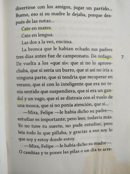 Querido hijo: estamos en huelga by Jordi Sierra i Fabra