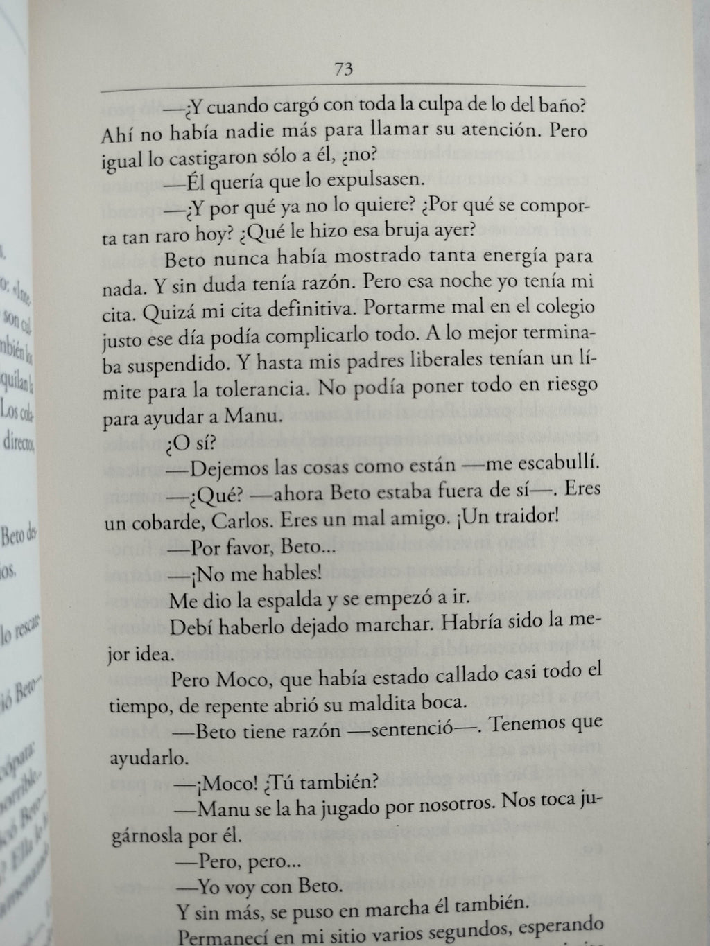 La noche de los afileres by Santiago Roncagliolo