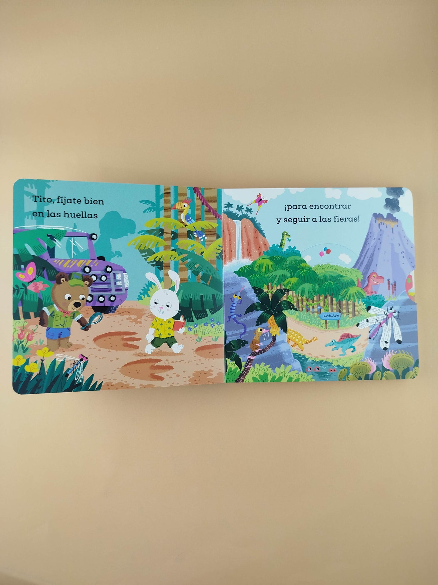 Osito Tito Safari de dinosaurios