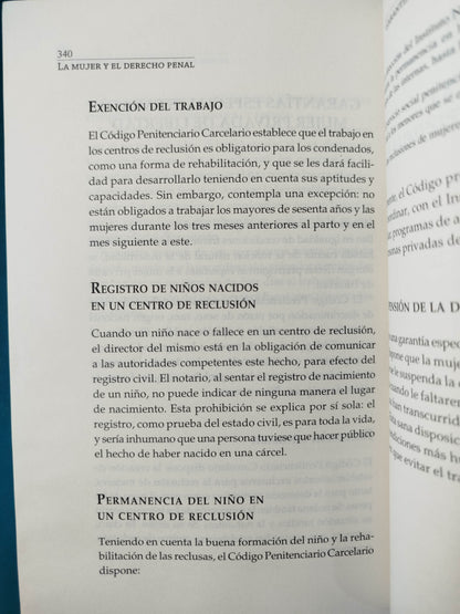 El abogado de la mujer y la familia