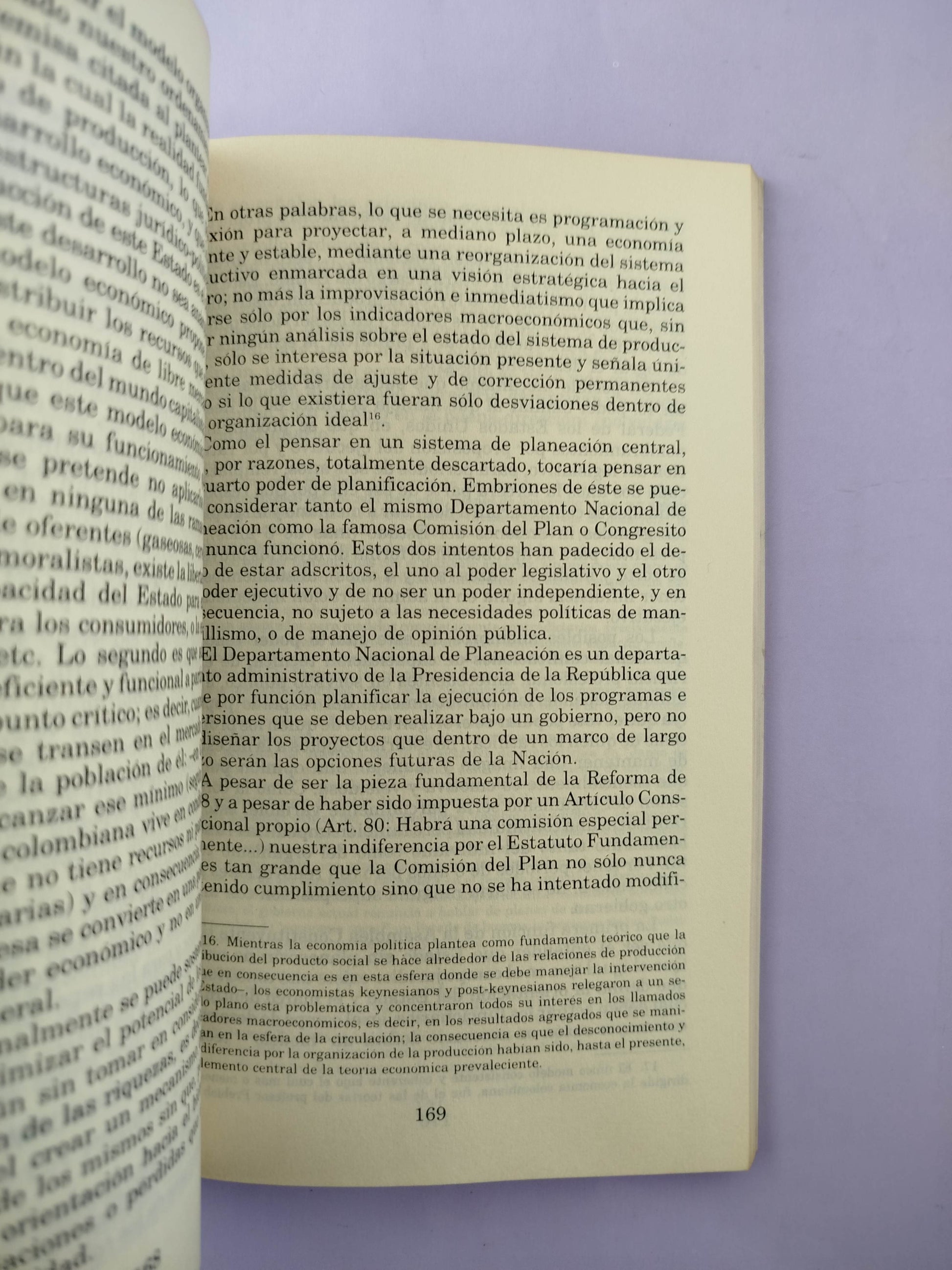 En Que Momento Se Jodio Colombia by Varios Autores