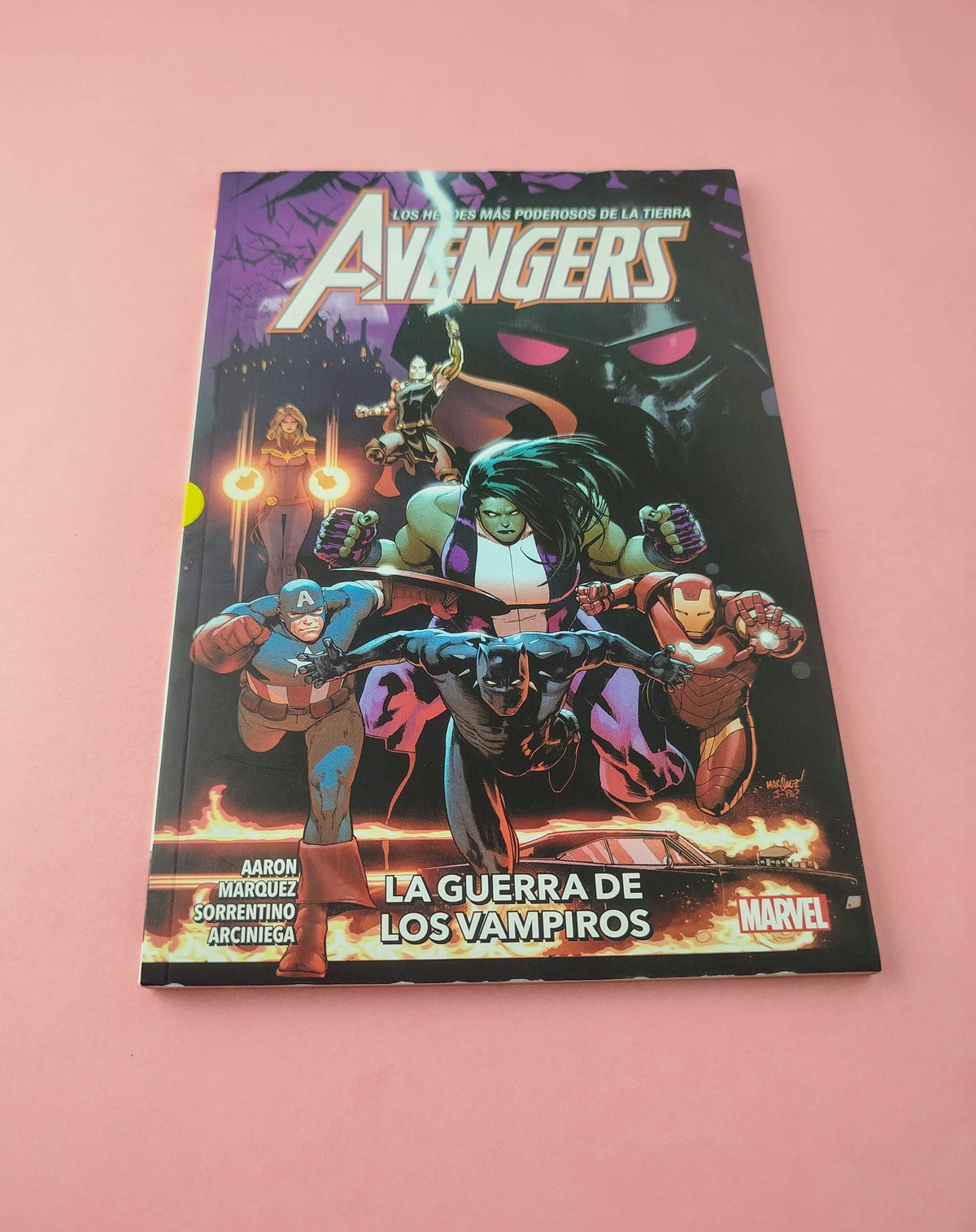 Los héroes más poderosos de la tierra avengers la guerra de los vampiros by Aaron Marquez Sorrentino Arciniega