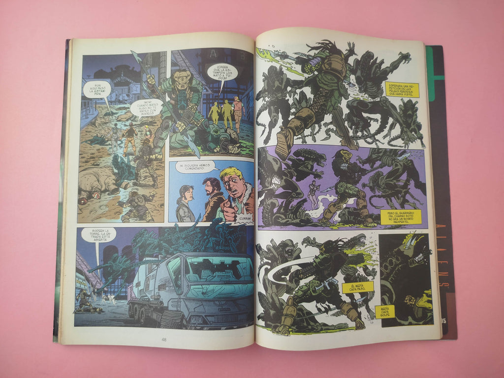 Aliens Versus Depredador #2 by Randy Stradley
