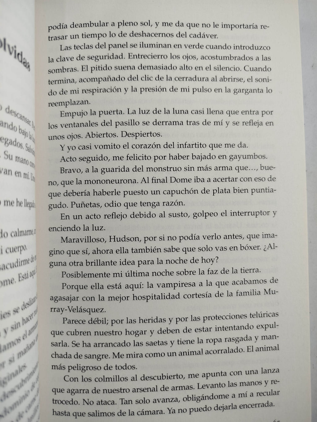 Oye, diabla by Julia De la Fuente Migallón
