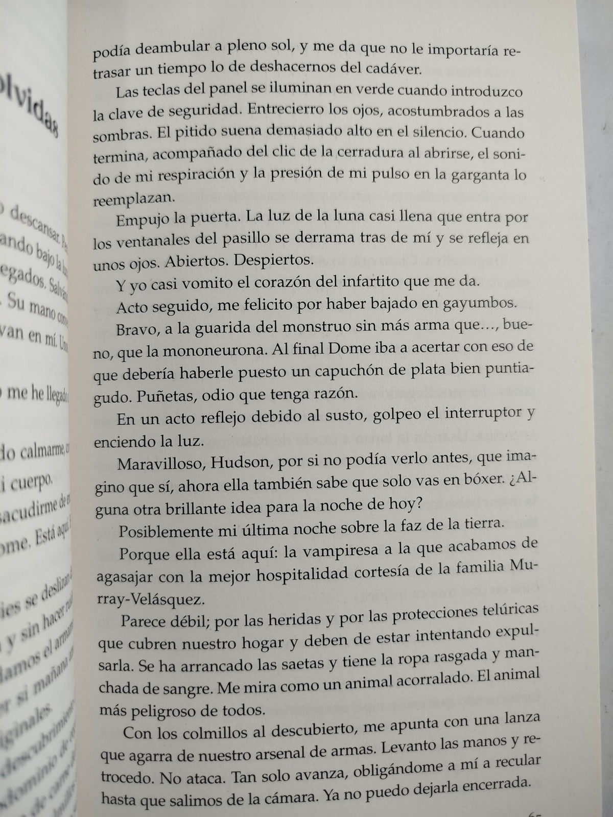 Oye, diabla by Julia De la Fuente Migallón