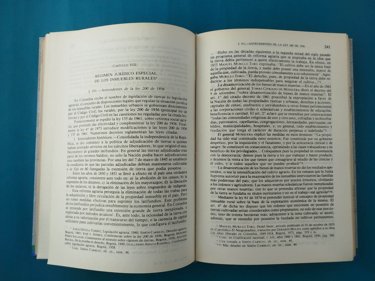 Derecho civil Tomo II y III by Arturo Valencia Zea