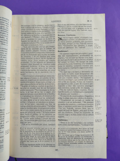 Biblia de Jerusalén by Varios