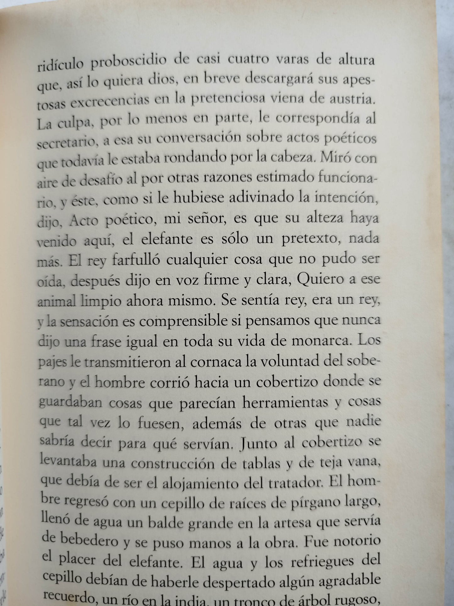 El viaje del elefante by José Saramago