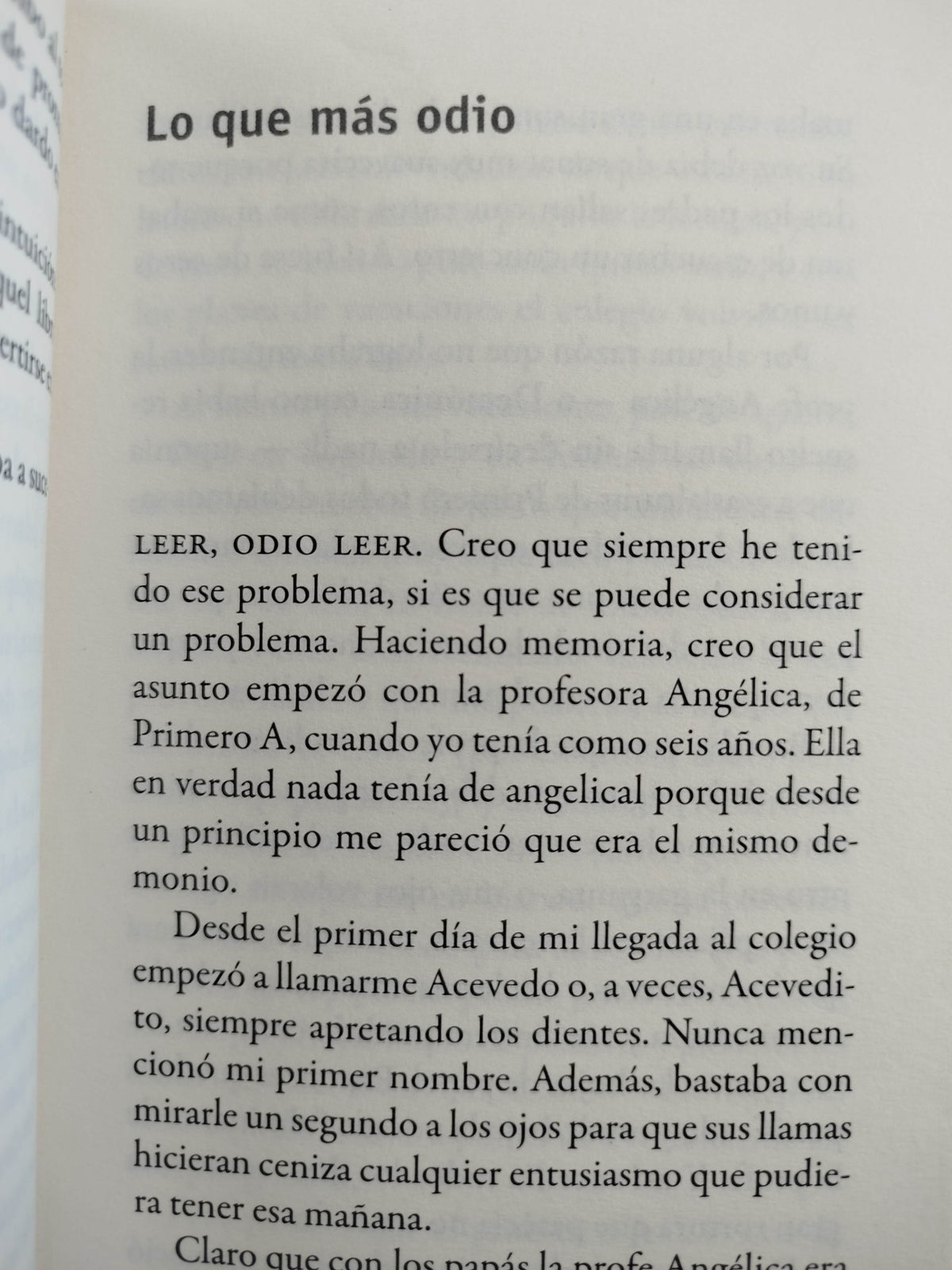 Por favor, ¡no leas este libro! by John Fitzgerald