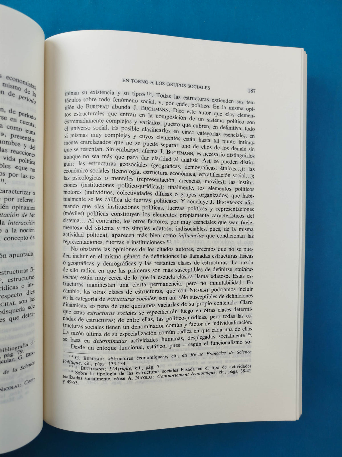 Estudios de Ciencia Política by Juan Fernando Badía
