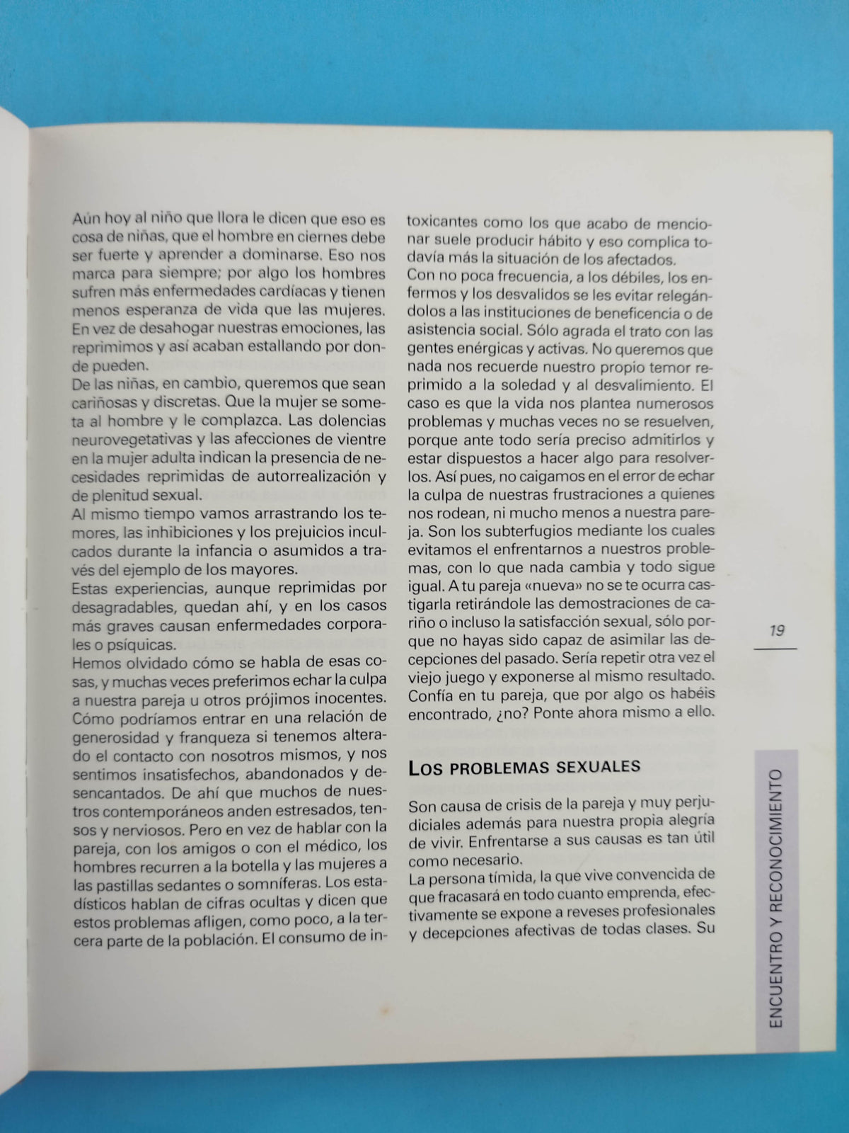 Tantra La Sexualidad Sagrada. Nuevas dimensiones del amor a través de una cultura milenaria by Oskar Hodosi