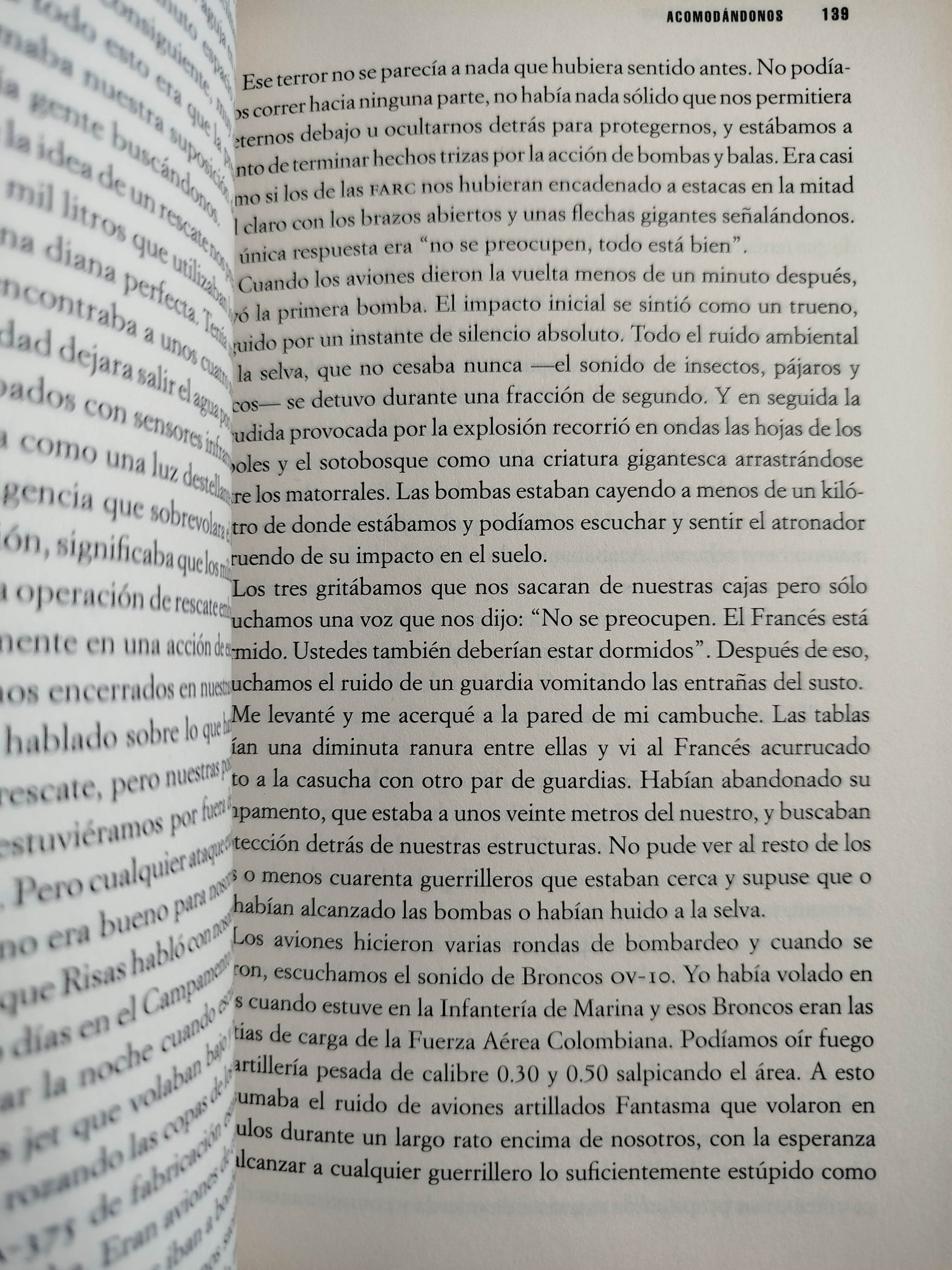 Lejos del infierno by Marc Gonsalves, Heith Stansell, Tom Howes, Gary Brozek