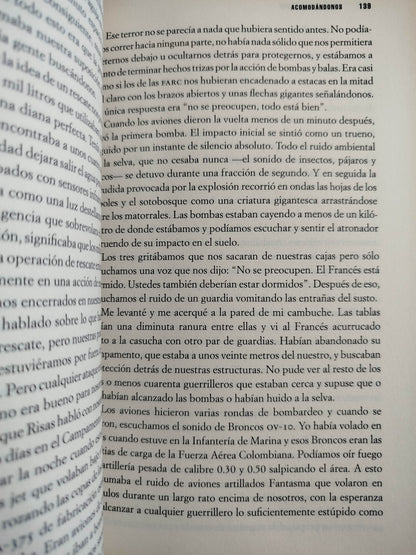 Lejos del infierno by Marc Gonsalves, Heith Stansell, Tom Howes, Gary Brozek