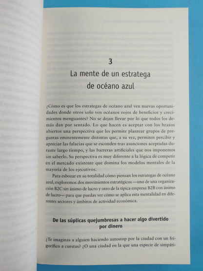 La transición al océano azul. Más allá de competir. Pasos probados para inspirar confianza y generar crecimiento. by W. Chan Kim y Renee Mauborgne