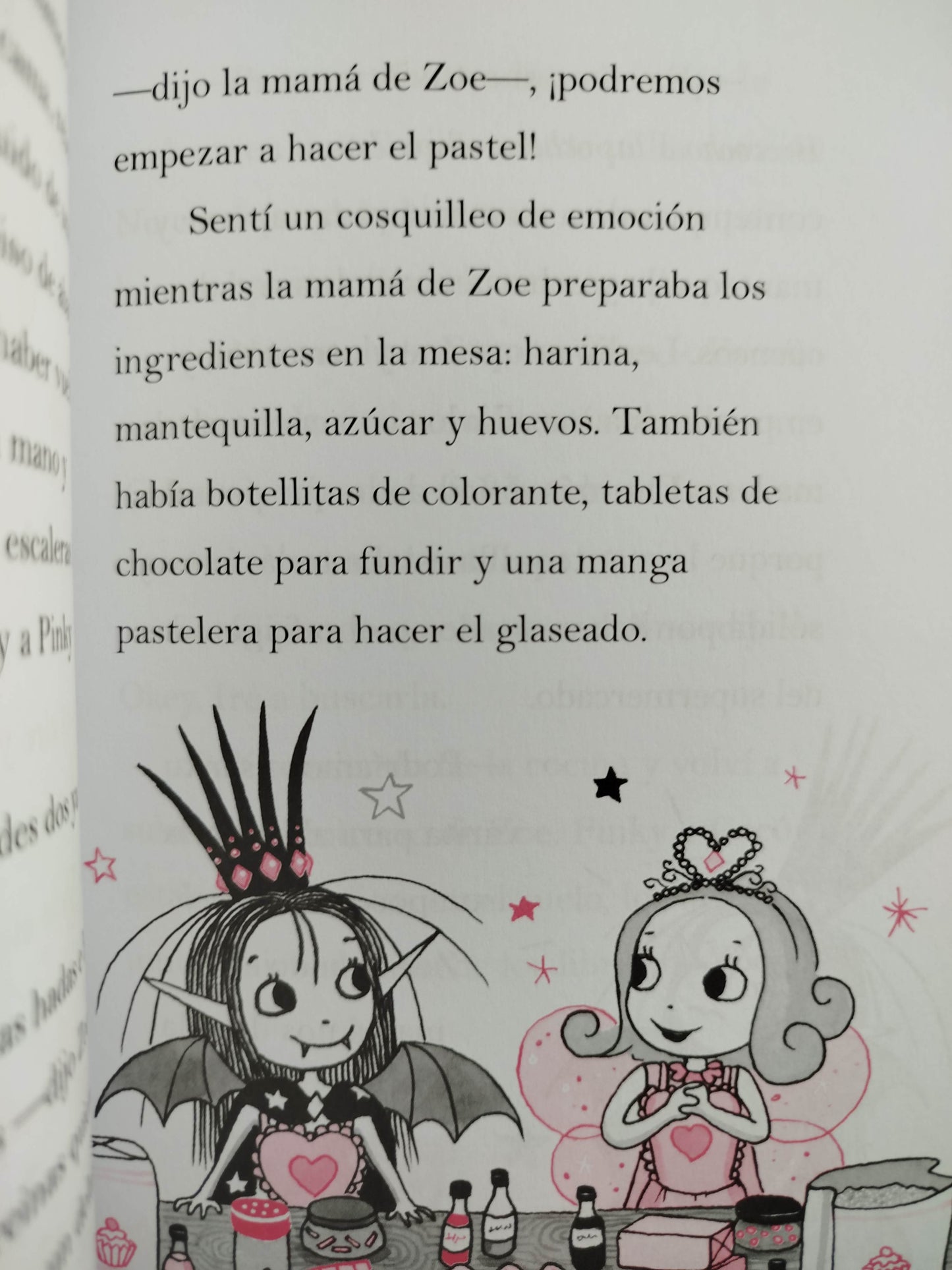 Isadora moon va a una piyamada by Harriet Muncaster