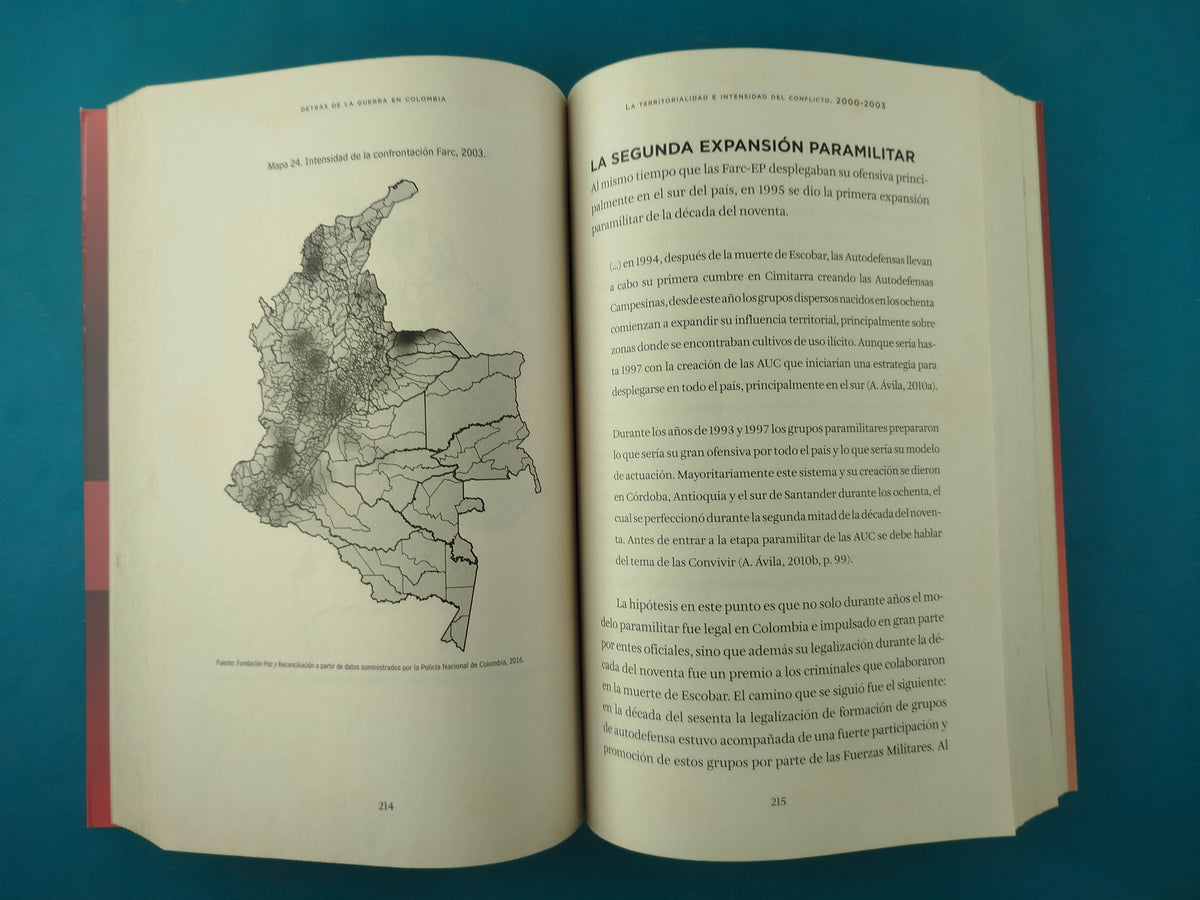 Detrás de la guerra en Colombia by Ariel Ávila Martínez