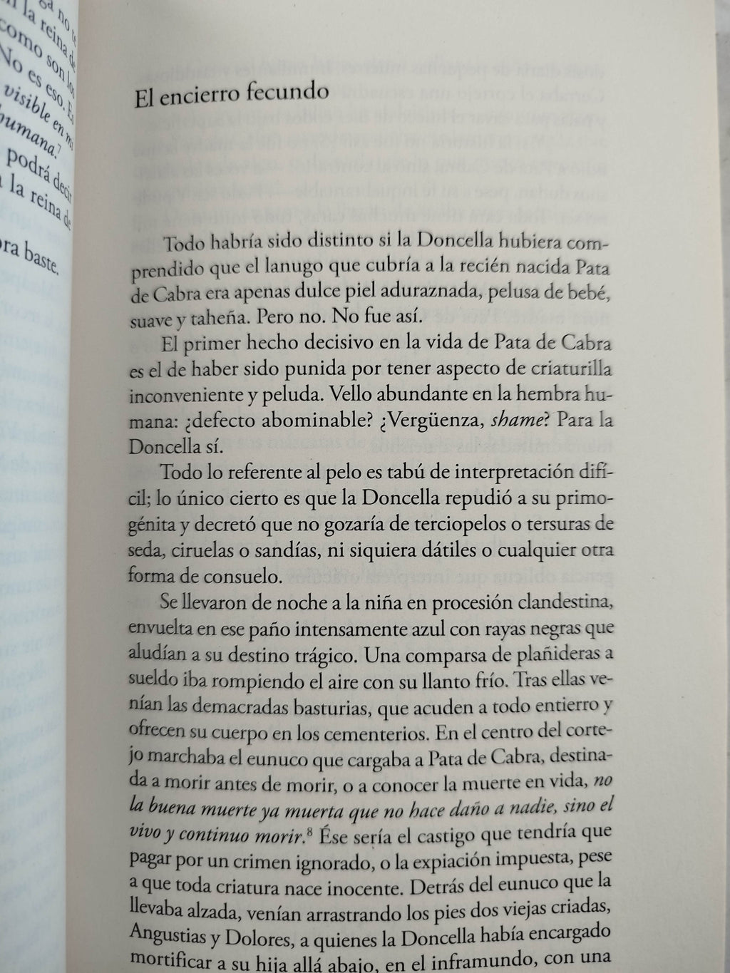 Canción de antiguos amantes by Laura Restrepo