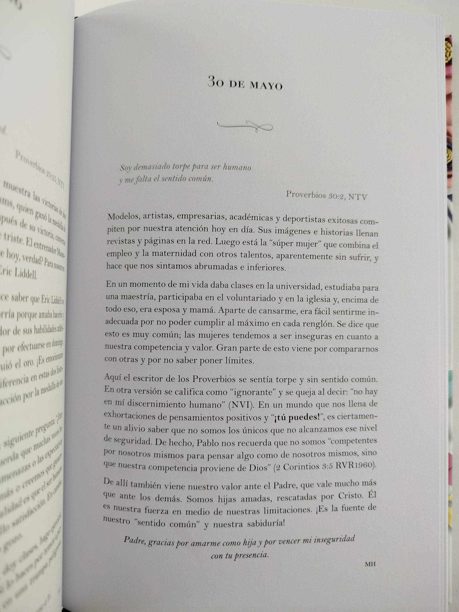 Un año con Dios 365 devocionales para la mujer by Keila Ochoa