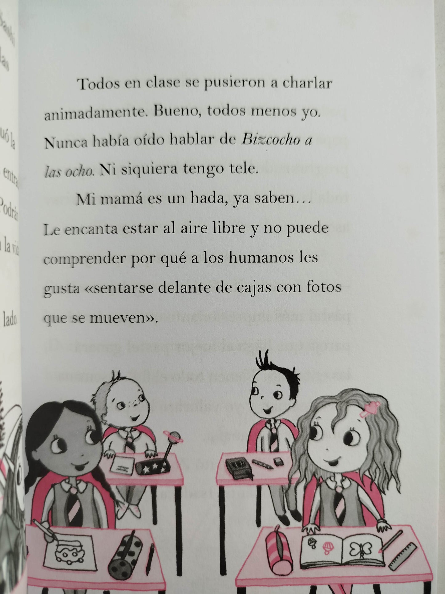 Isadora moon va a una piyamada by Harriet Muncaster