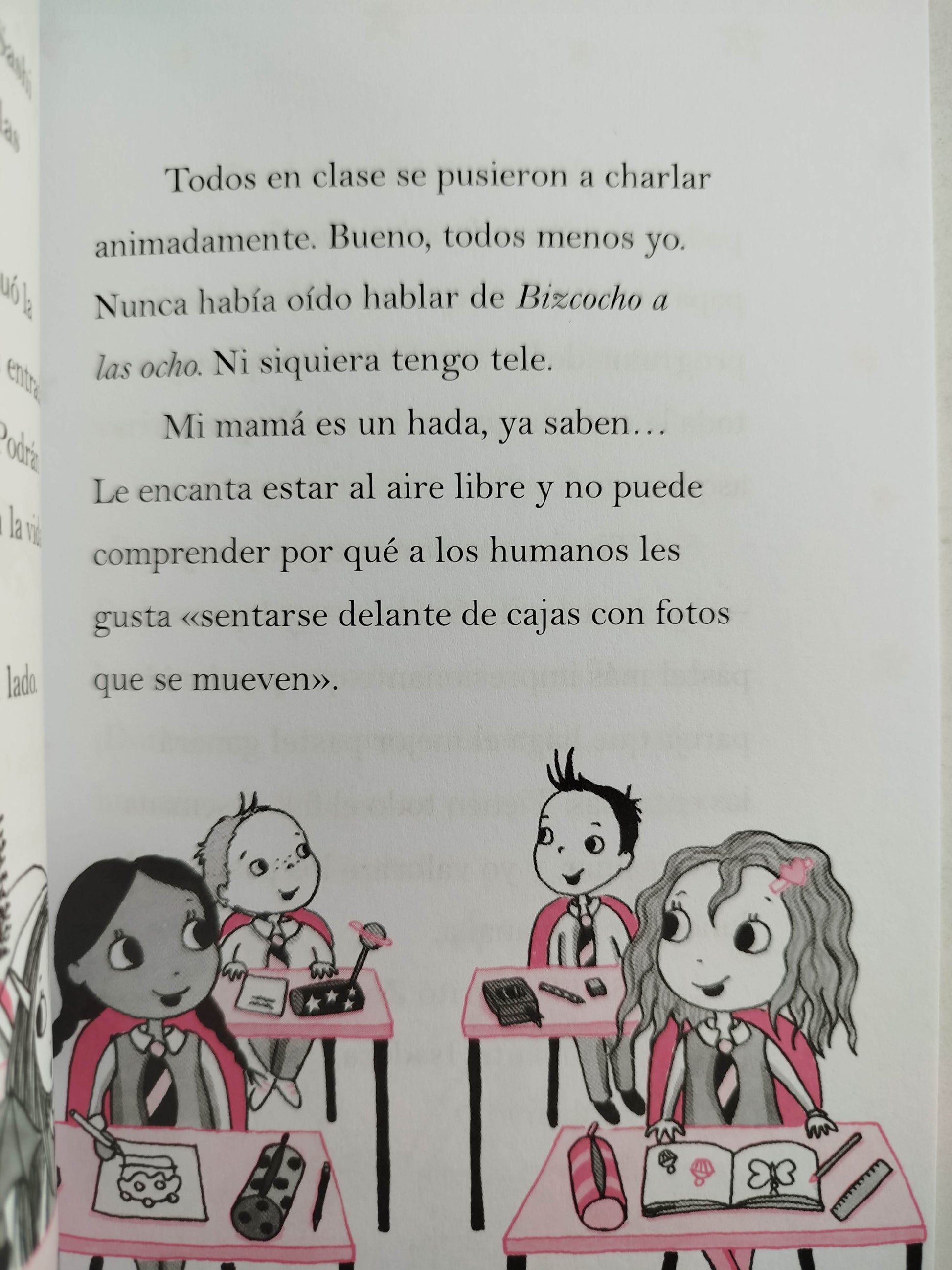 Isadora moon va a una piyamada by Harriet Muncaster