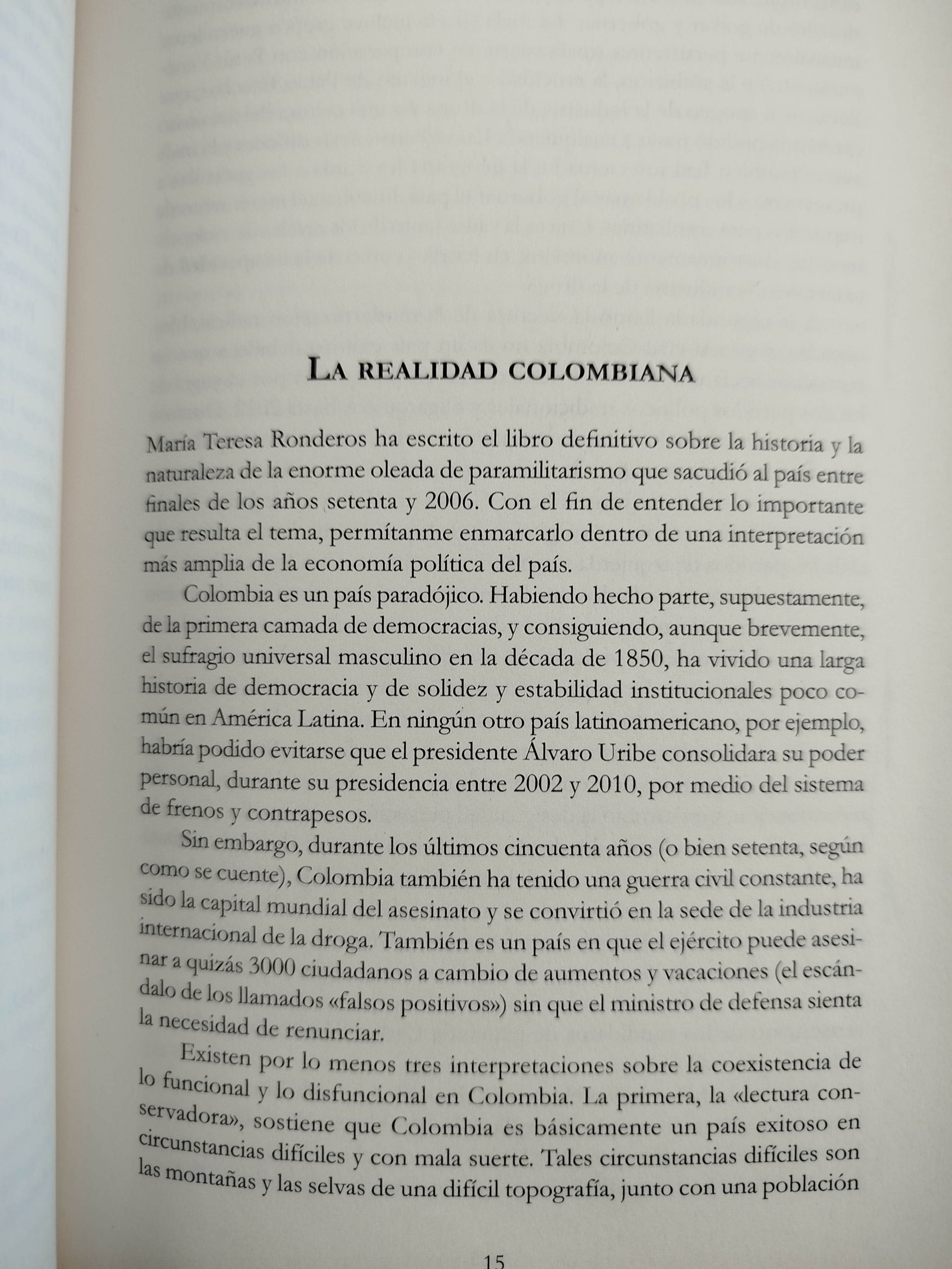 Guerras Recicladas by María Teresa Ronderos