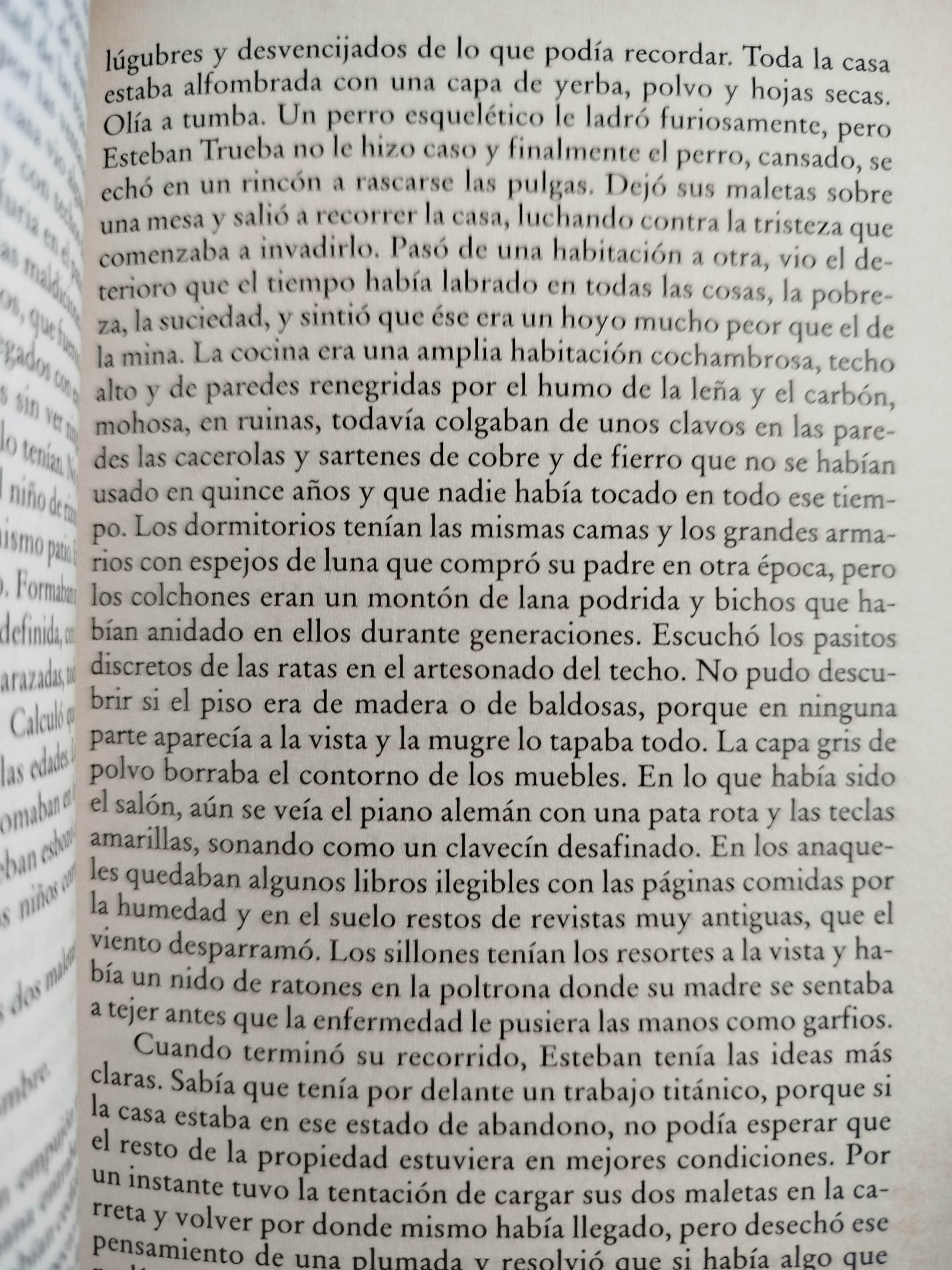 la casa de los espíritus by Isabel Allende
