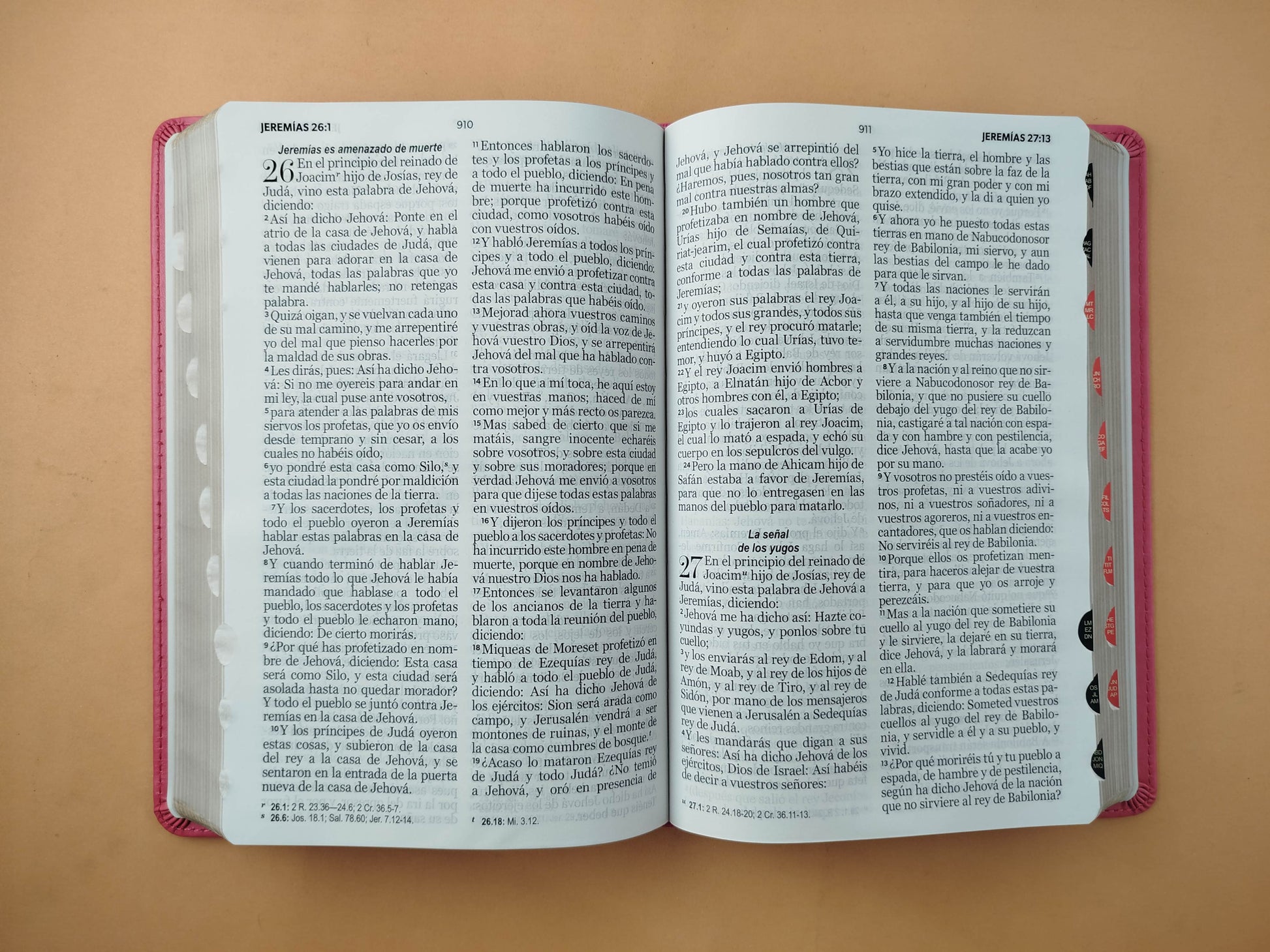 Biblia rvr 1960 clásica fucsia con borde dorado e índice by Reina Valera 1960