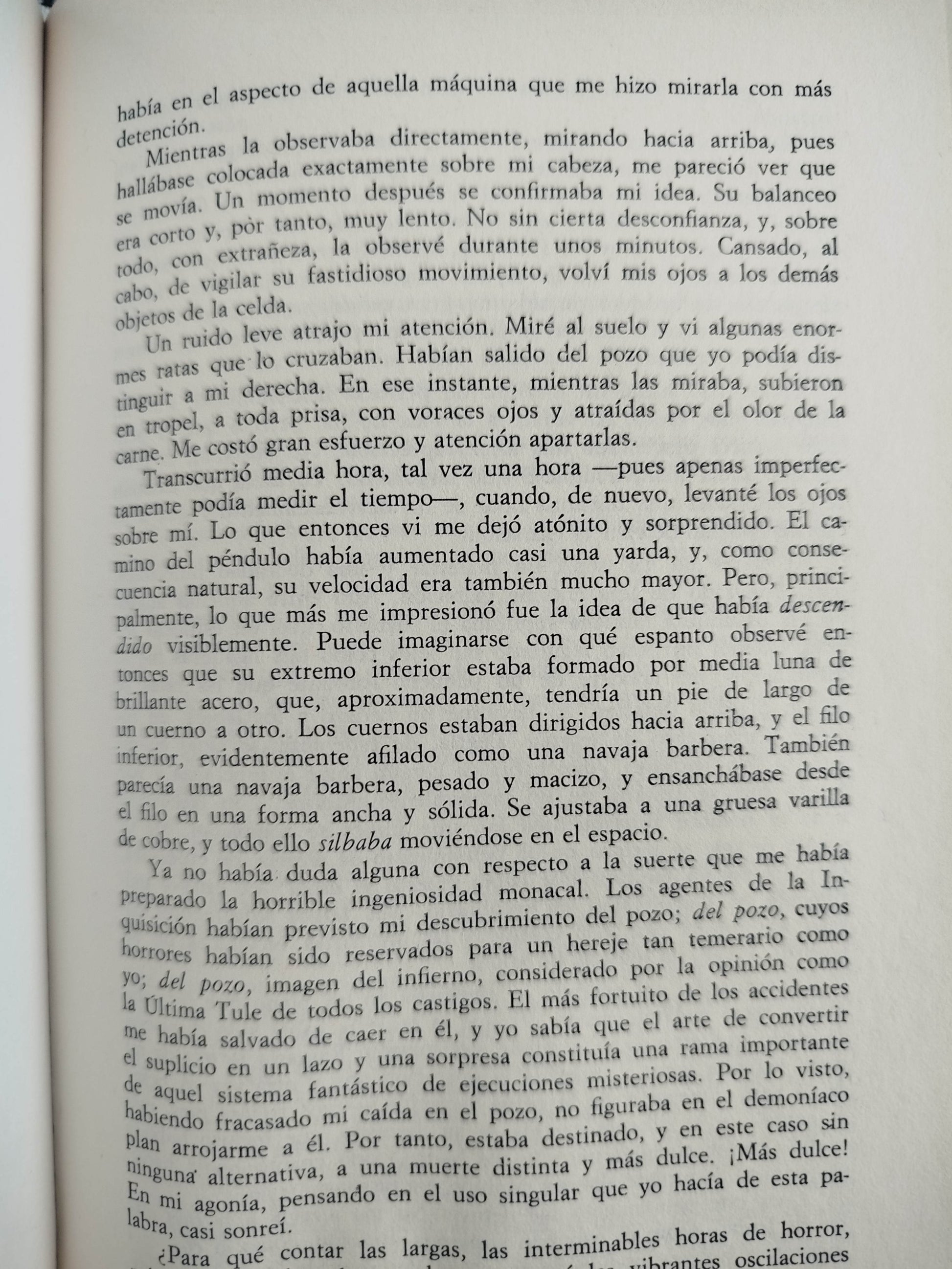 El escarabajo de oro y otros cuentos by Edgar Allan Poe