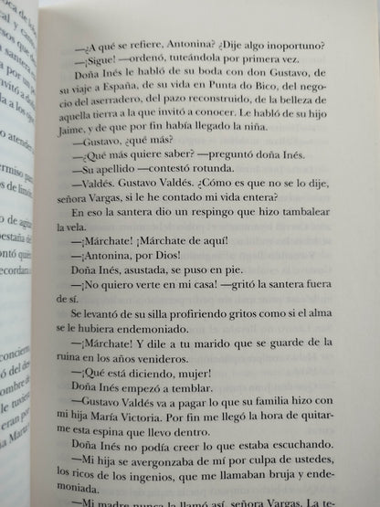 Las hijas de la criada by Sonsoles Ónega