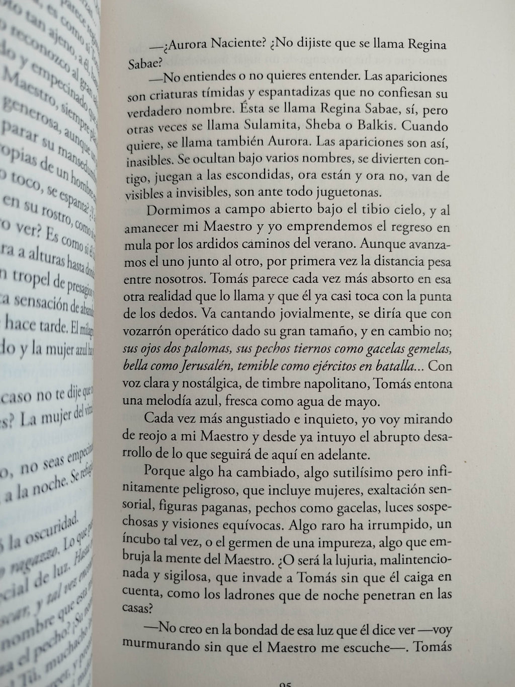 Canción de antiguos amantes by Laura Restrepo