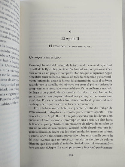 Steve Jobs- Edición en español by Walter Isaacson