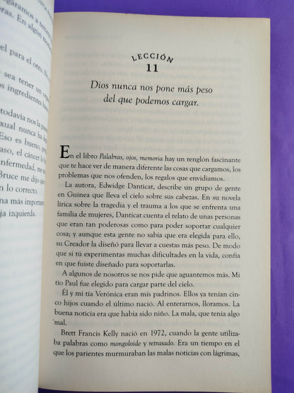 Dios nunca parpadea by Regina Brett