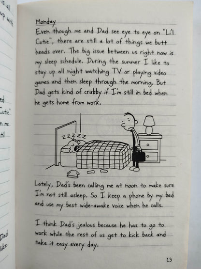 Diary of a wimpy kid dog days by Jeff Kinney