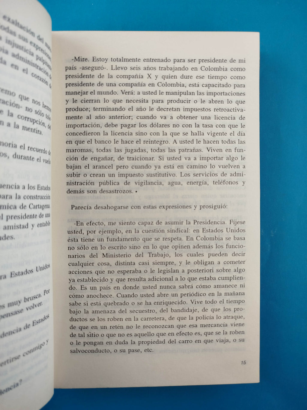 Como Nos Gobiernan en Colombia by Rogelio Villamizar