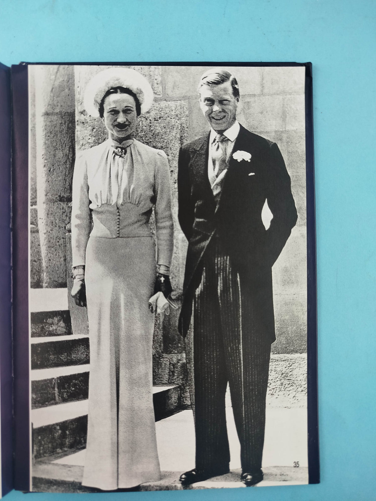 Grace Raniero de Monaco. Edward y Wallis simpson by Varios