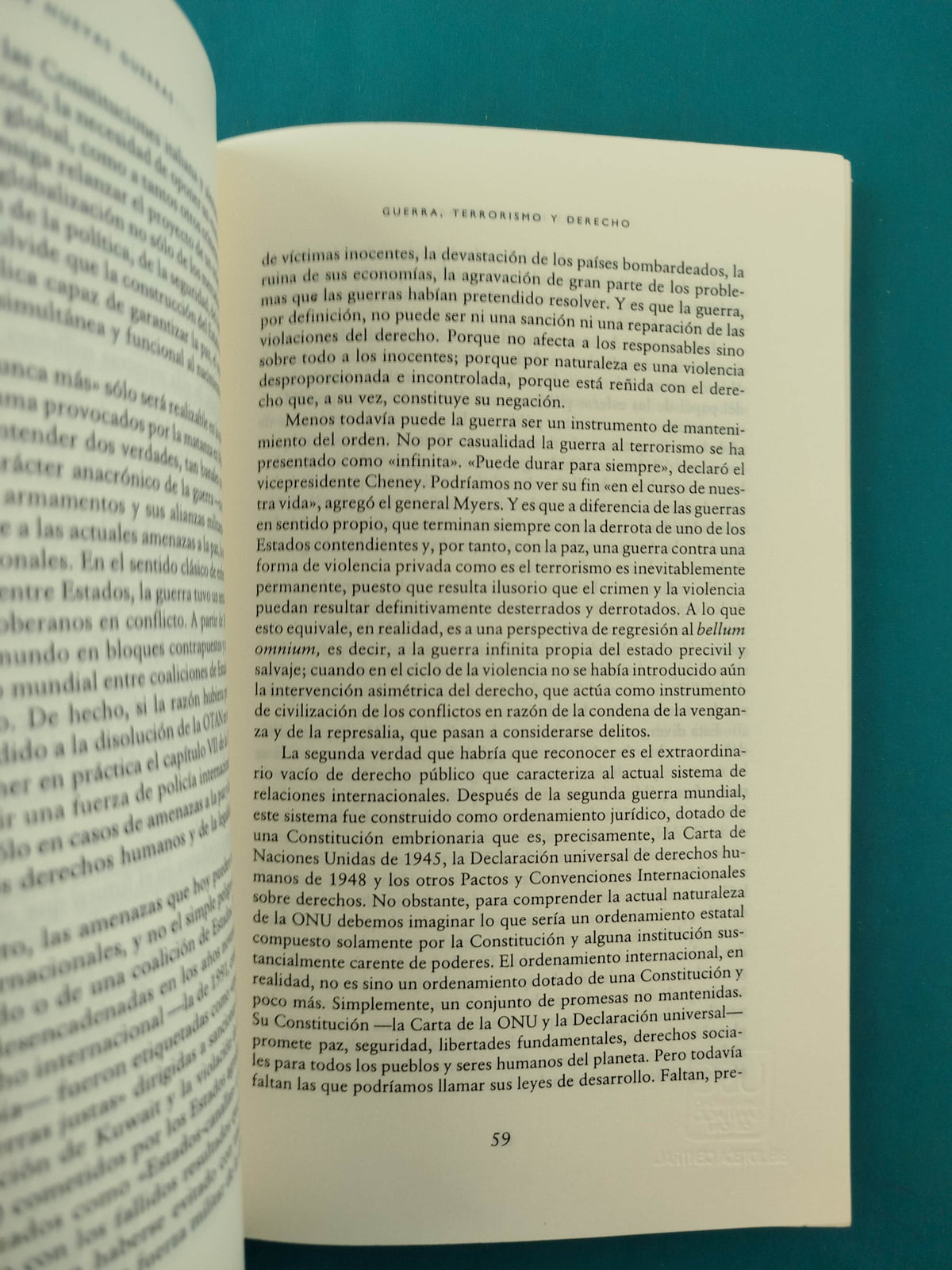 Razones Jurídicas del Pacifismo by Luigi Ferrajoli