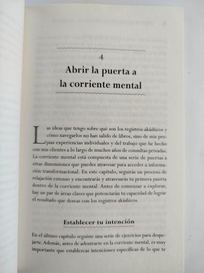 Viajar a Través de los Registros Akáshicos by Shelley A. Kaehr