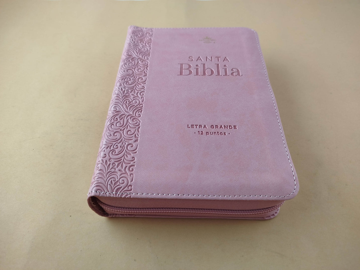 Biblia rvr 1960 rosado letra grande con forro borde dorado by Reina Valera 1960