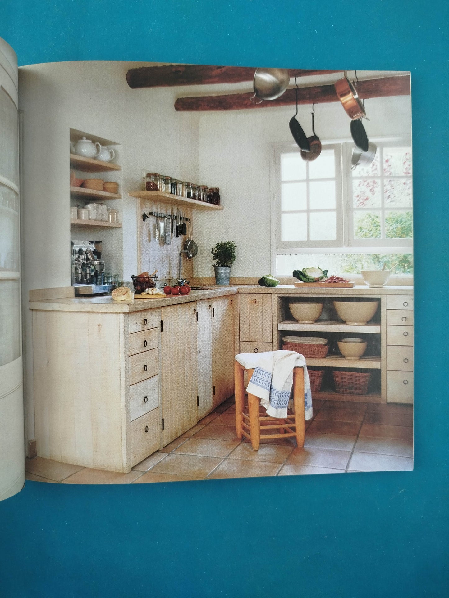 Las mejores cocinas campestres con el sabor de siempre y todo el encanto