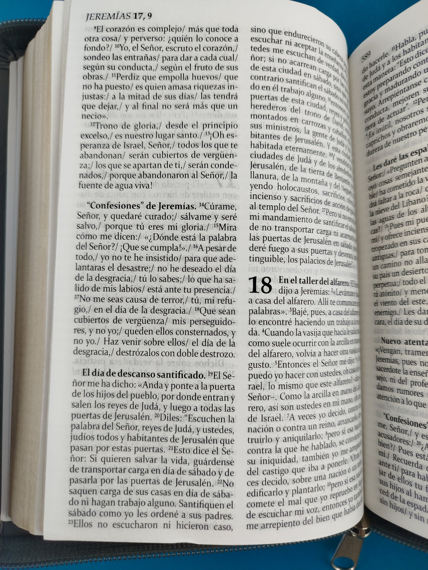 La sagrada biblia de américa estuche gris